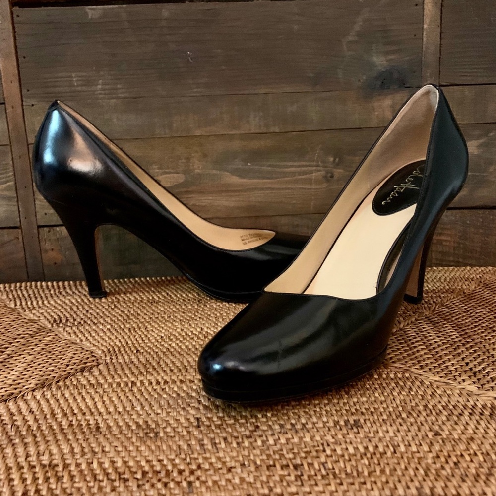 Cole Haan Black Leather Nike Air Pump